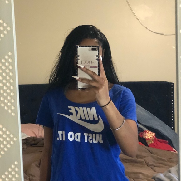 Nike t shirt - Picture 3 of 3